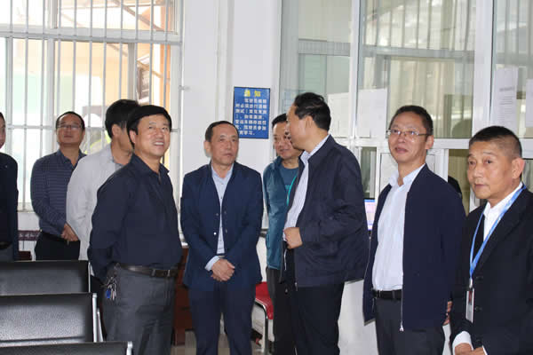 市安委辦主任、安監(jiān)局局長李永宏一行到隴運集團公司檢查指導工作