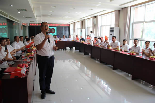 隴運(yùn)集團(tuán)公司機(jī)關(guān)黨支部開展“慶·七一 知黨史 感黨恩 頌黨情”主題黨日活動