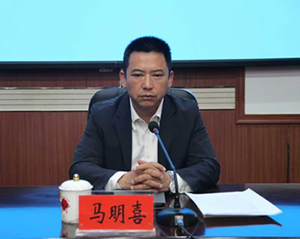 隴運(yùn)集團(tuán)公司黨委召開理論學(xué)習(xí)中心組集中學(xué)習(xí)會(huì)暨樹立和踐行正確政績(jī)觀學(xué)習(xí)教育第三次學(xué)習(xí)會(huì)議